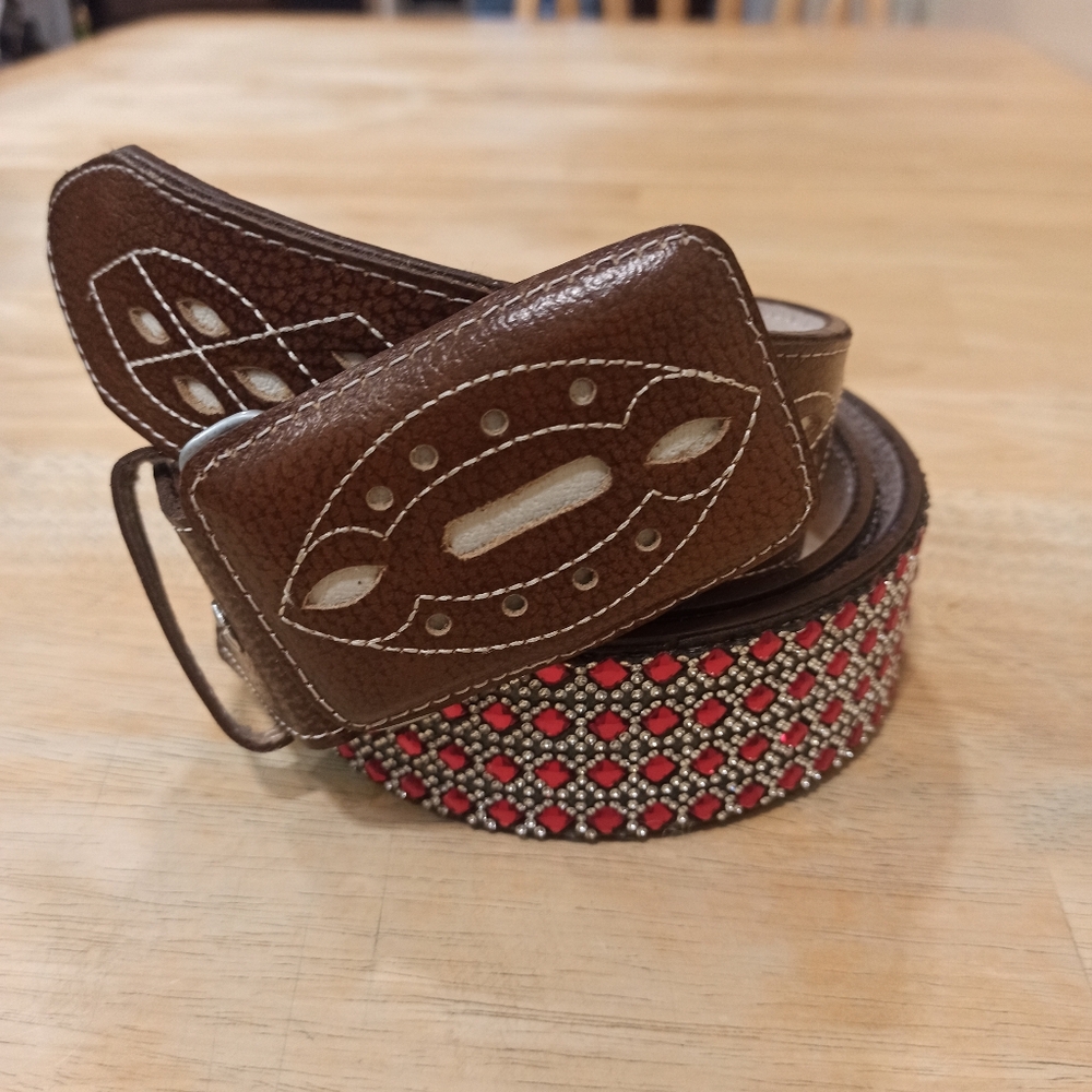 Cawboy Men's Brown Leather Men's Belt with Red Rhinestone bling Accents NWT